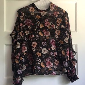 Floral crop blouse